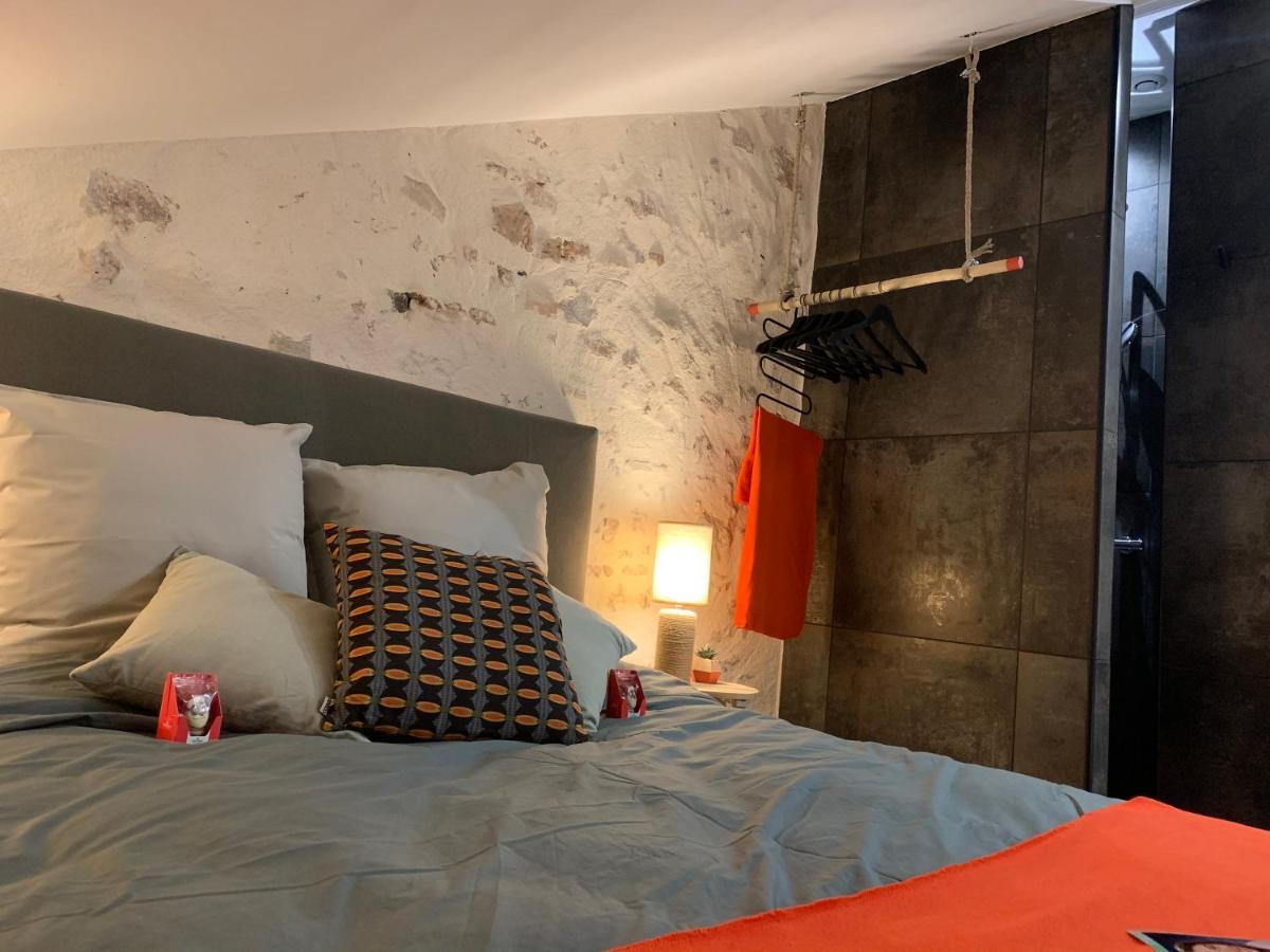 Bed and Breakfast L'Atelier Planqué Le Mans Exterior foto